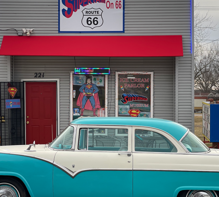 Supertam On 66 Ice Cream Parlor And Superman Museum (Carterville,&nbspMO)